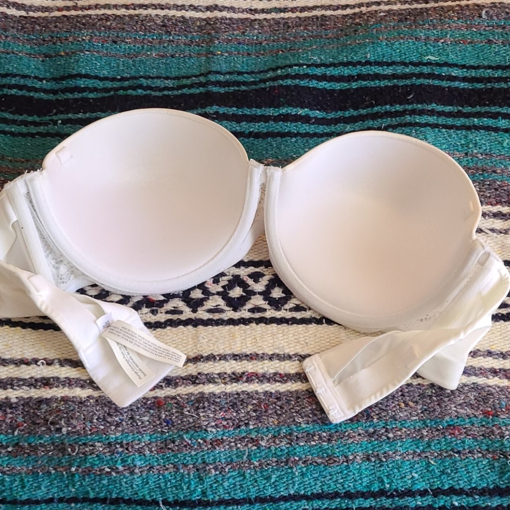 Strapless Bra - Picture 2 of 5